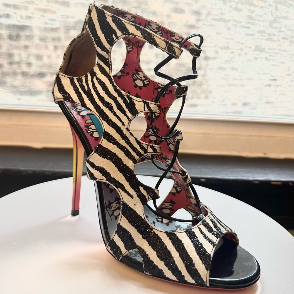Jimmy Choo Rob Pruitt Diffuse Glitter Zebra Print… - image 8